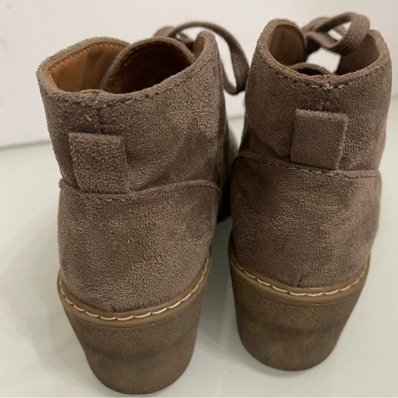 Universal Thread Tan Ankle Lace Up Booties 6.5 - Picture 5 of 7